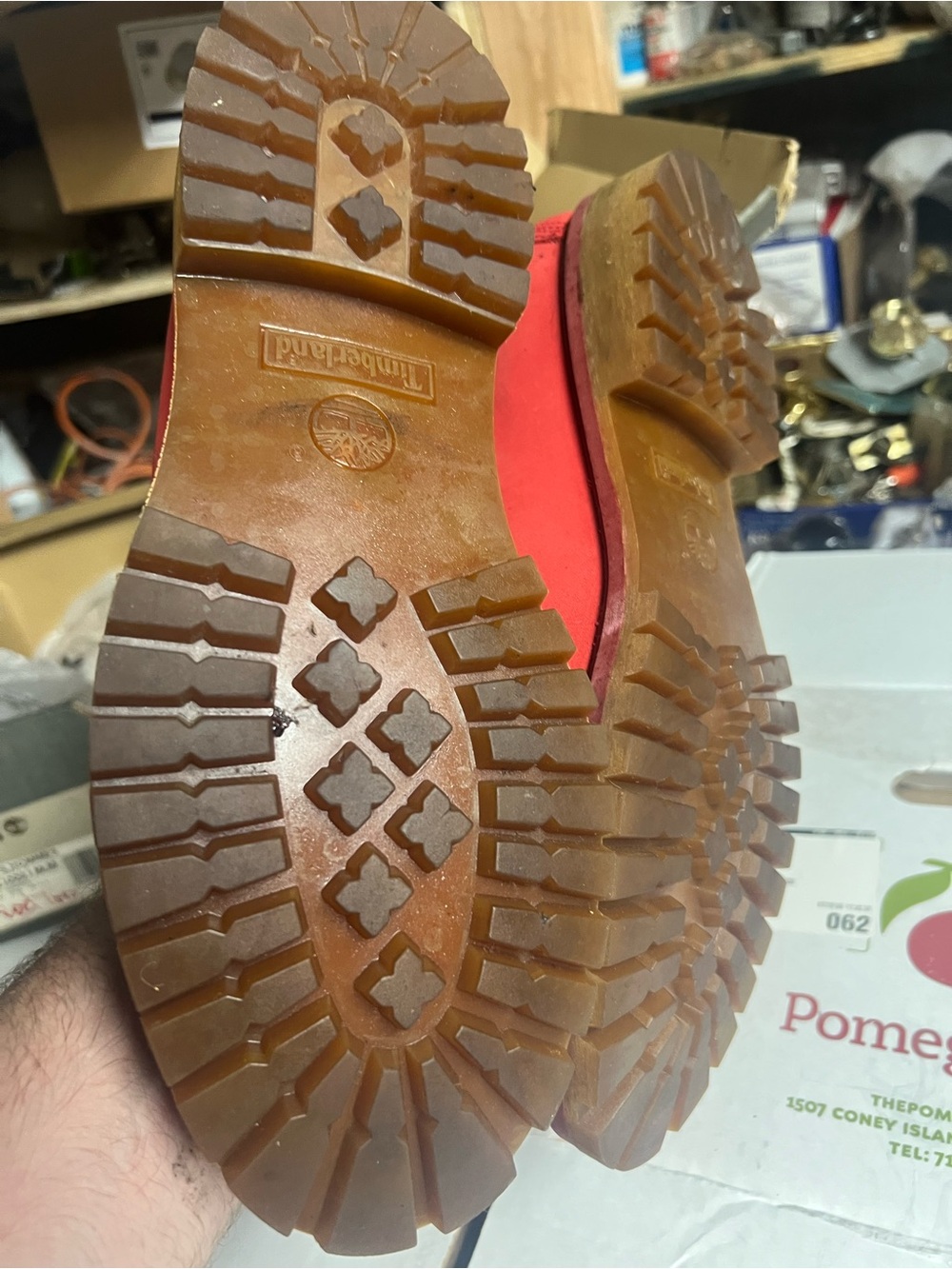 Timberland Bright Red Lace-Up Boots.Take look 5 photo - Picture 2 of 5